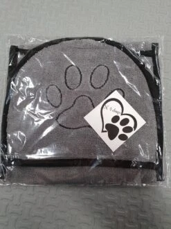 N4dogs – Hondenhanddoek – Honden Handdoek – Microvezel Handdoek – Handdoek Hond – Droogdoek Hond – Dierendeken – Sterk Absorberend – Handdoek Met Zakken - Grijs - 66 X 23 Cm -Huisdierenserie Winkel 899x1200 2